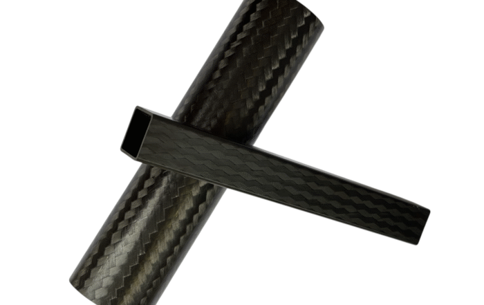 tubo pultruso intrecciato in fibra di carbonio