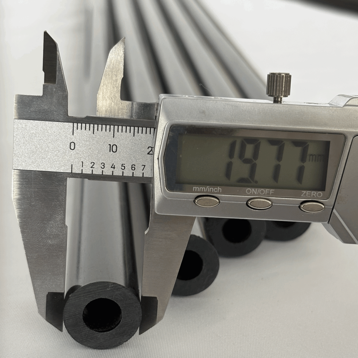 Tubo de fibra de carbono pultrusionada de 20 mm de diámetro